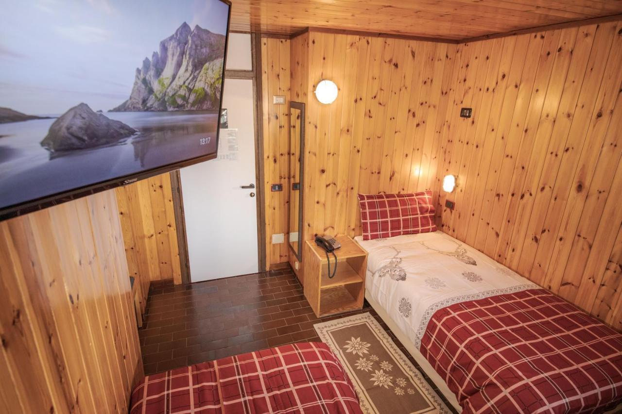 Albergo Quarto Pirovano Passo Stelvio Exterior foto
